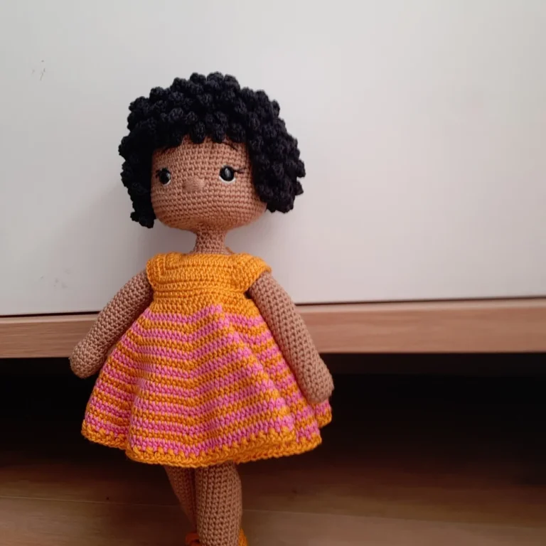 Nora amigurumi doll pattern (Español,Português,English) photo review