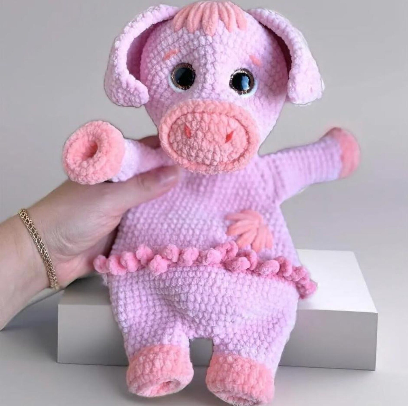 il_1588xN.7045150508_dzee Crochet Pig Pattern: Amigurumi Piggy Snuggler (PDF Pattern) - Image 1