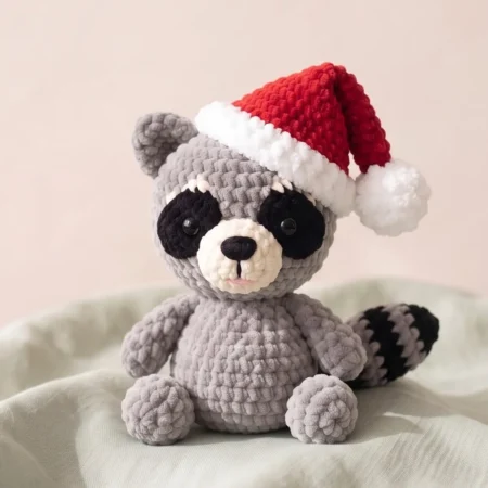 Raccoon in Santa Hat – no-sew amigurumi crochet pattern (photo 2)