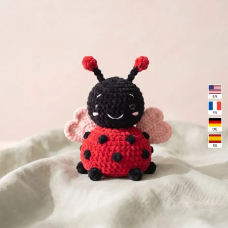 Love Bug – no-sew amigurumi crochet pattern