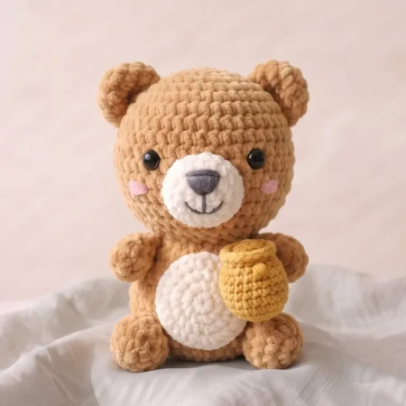 Honey Bear with Pot – no-sew amigurumi crochet pattern (photo 2)