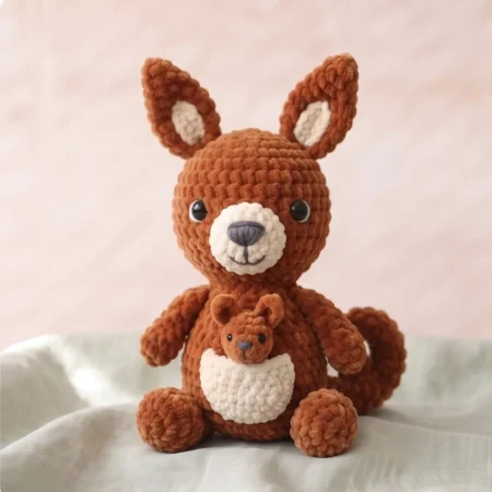 Kangaroo with Joey – no-sew amigurumi crochet pattern (photo 2)