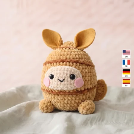 Croissant – no-sew amigurumi crochet pattern
