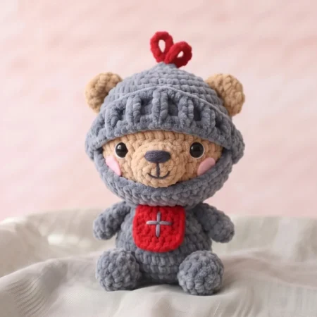 Knight Bear – no-sew amigurumi crochet pattern (photo 2)