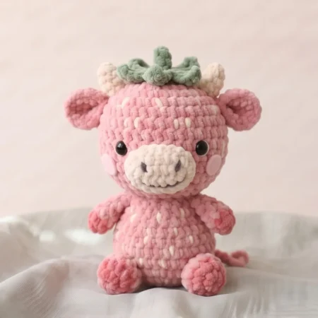 Strawberry Cow – no-sew amigurumi crochet pattern (photo 2)