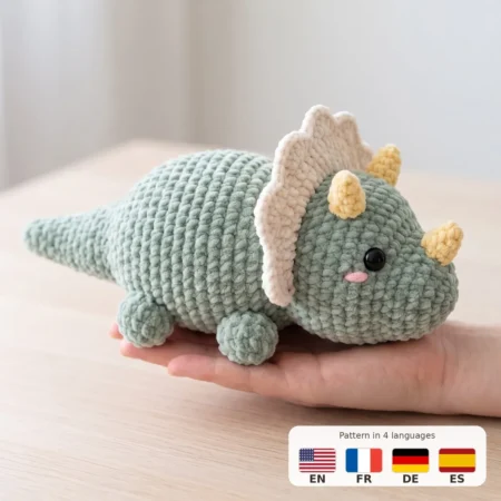 Triceratops – dinosaur crochet