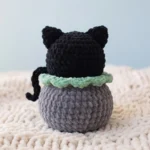 Kitten in a Cauldron – crochet cat pattern (photo 10)