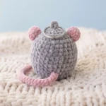 Opossum Charm – crochet patterns for keychains (photo 10)