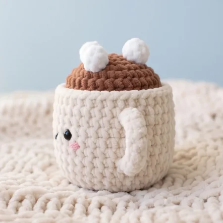 Hot Cocoa Mug Buddy – no-sew amigurumi crochet pattern (photo 2)