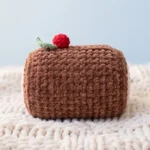 Yule Log Buddy – no-sew amigurumi crochet pattern (photo 10)