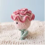 Carnation Buddy – no-sew amigurumi crochet pattern (photo 8)