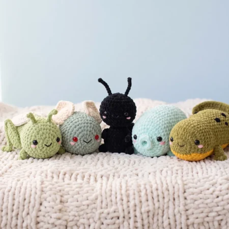 Garden Crawlers – no-sew amigurumi crochet pattern