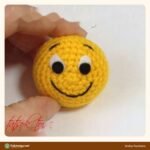 Smiley Keychains crochet pattern